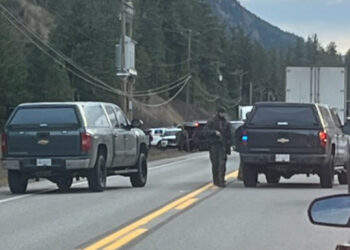 Heavily-armed police swarmed into the Barriere area on Nov. 10, 2023.
Image Credit: X/@rickfoon