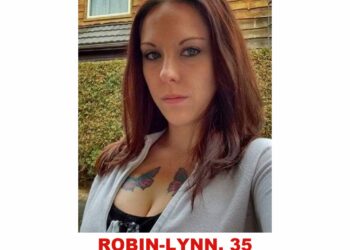 Photo of missing woman Robin-Lynn, age 35, from Timmins, Ontario