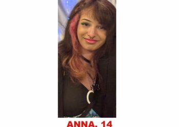 Photo of missing teen Anna, 14, from Calgary, Alberta
