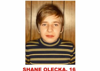 Photo of missing teen Shane Olecka, age 16, from Molson, Manitoba