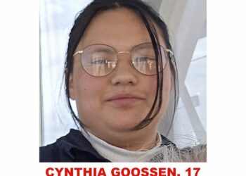 Photo of missing girl Cynthia Goossen, 17, from Abbotsford, British Columbia