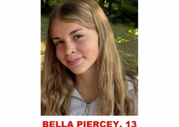 Photo of missing girl Bella Piercey, 13, from Ottawa, Ontario
