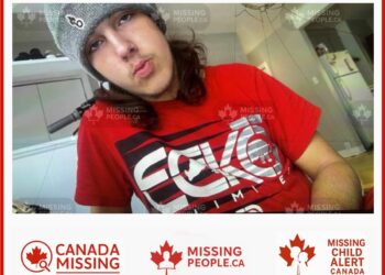 Photo of missing boy Kaleb Taylor, 17, from Moncton, with dark purple hair and blue eyes.