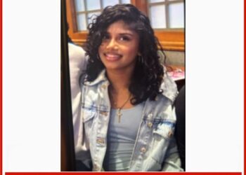 Photo of missing youth Eva, age 15, from Toronto, Ontario.