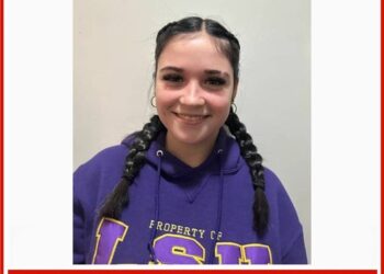 Photo of missing girl Emma Weisshuhn, age 15, from Moncton, New Brunswick.