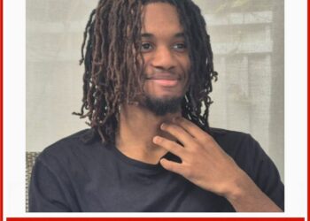 Photo of missing boy Colin Menard, age 15, from Ottawa, Ontario.