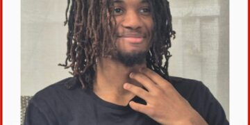 Photo of missing boy Colin Menard, age 15, from Ottawa, Ontario.