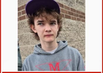 Photo of missing boy Frédéric Chartier, age 16, from Rivière-du-Loup, Quebec.