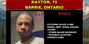 Photo of missing boy Kayton, age 15, from Barrie, Ontario